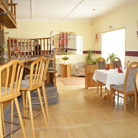Kastanienhof Hotel Garni Zinnowitz Esterno foto