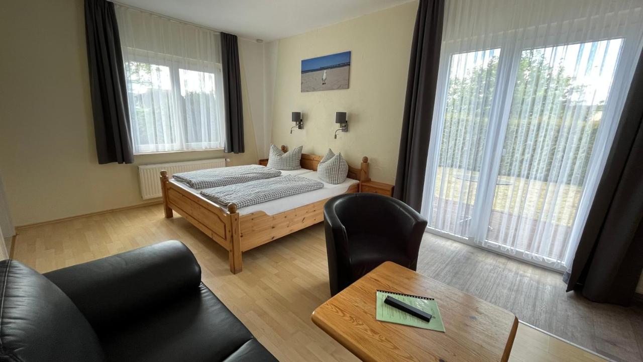 Kastanienhof Hotel Garni Zinnowitz Camera foto