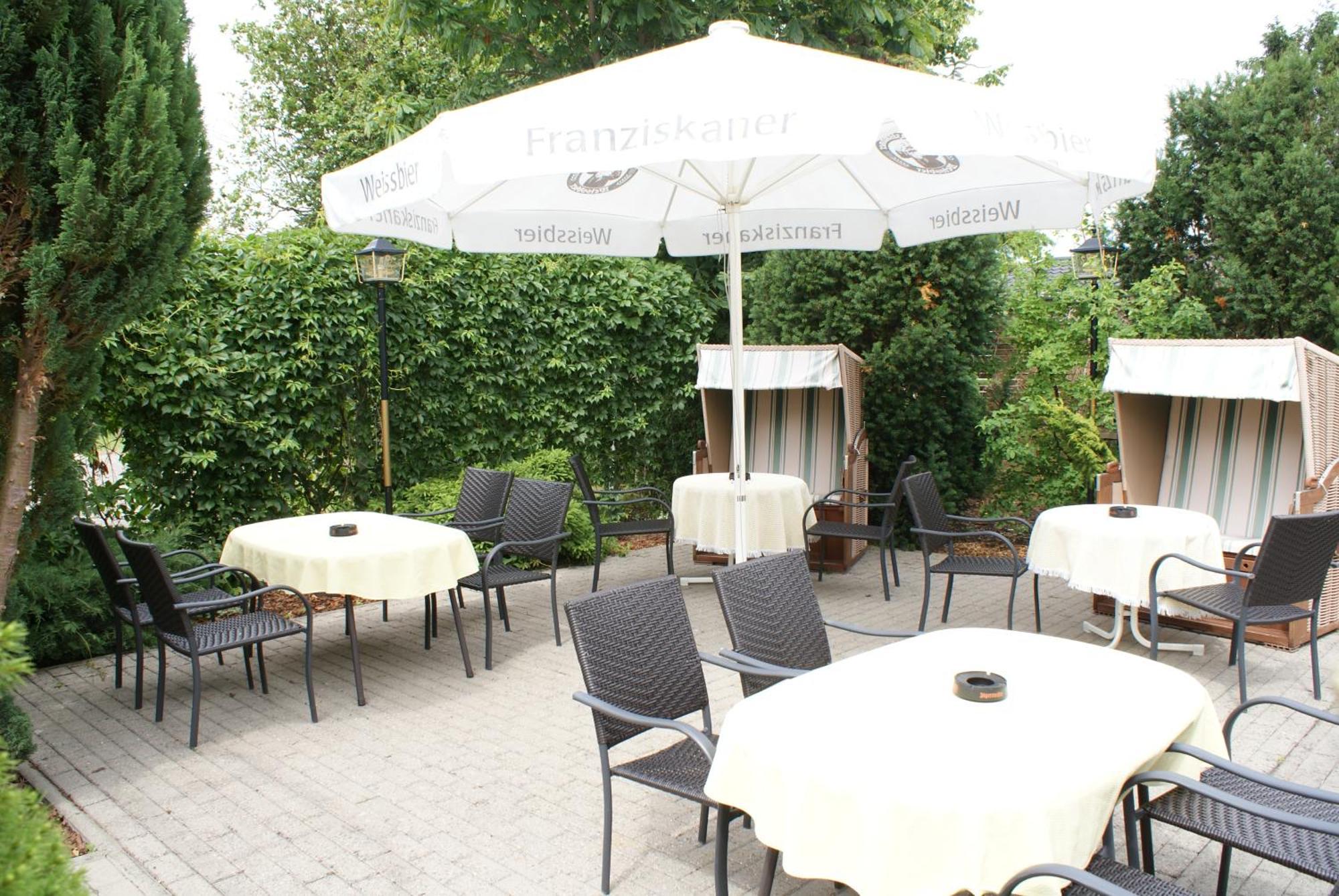 Kastanienhof Hotel Garni Zinnowitz Esterno foto
