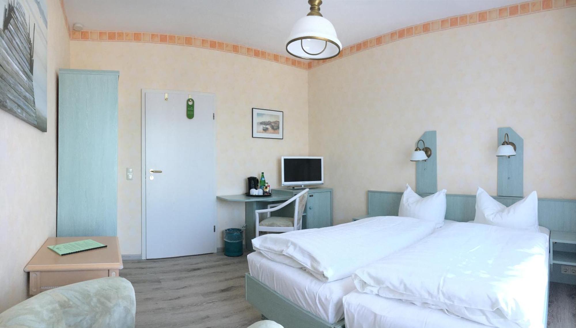Kastanienhof Hotel Garni Zinnowitz Camera foto
