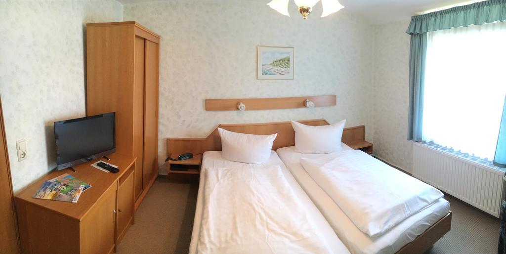 Kastanienhof Hotel Garni Zinnowitz Camera foto