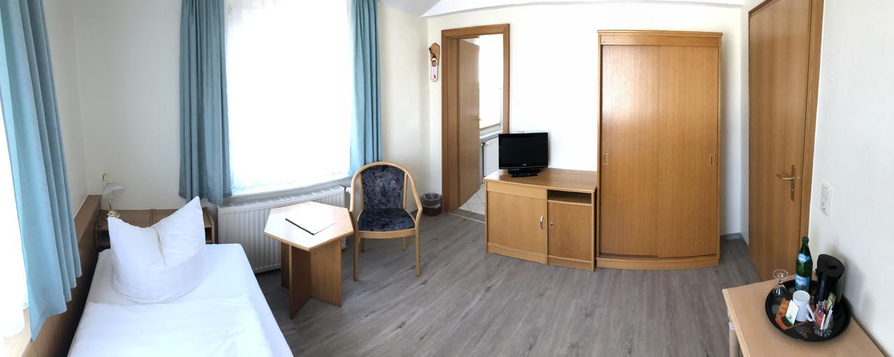 Kastanienhof Hotel Garni Zinnowitz Camera foto