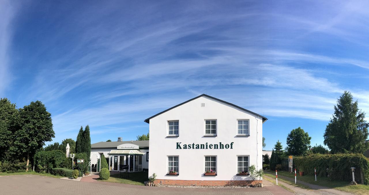 Kastanienhof Hotel Garni Zinnowitz Esterno foto
